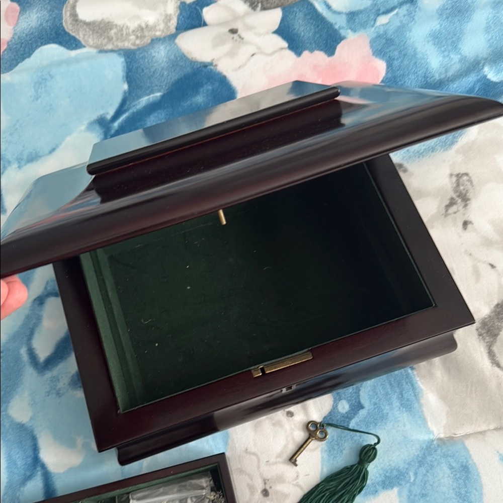 Bombay Company - Dark Brown Jewelry Box with Green Interior